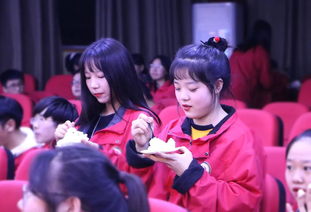 華唐藝術高中